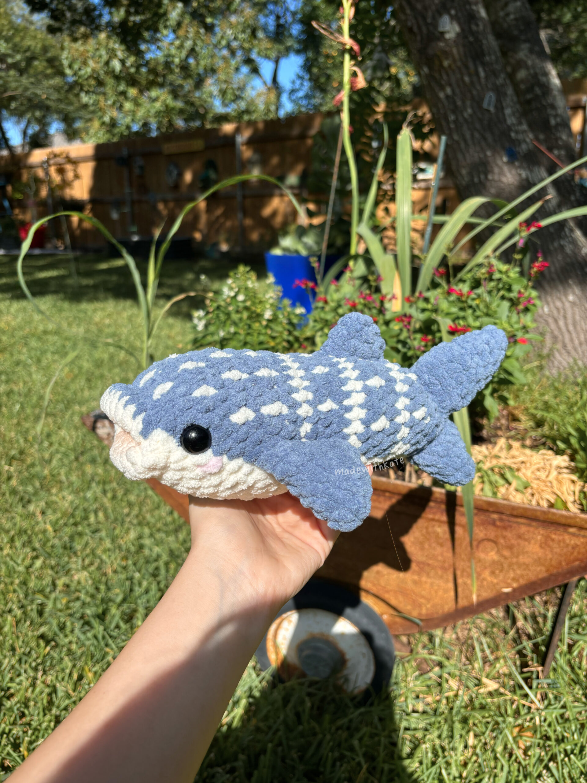 A sparkly custom tumbler